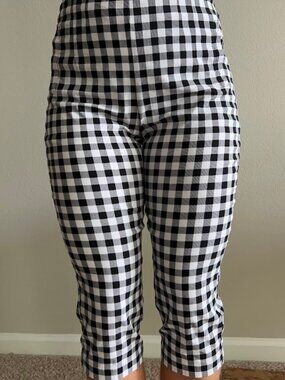 JOE B Checkered Black and White Capri Business Pants Large